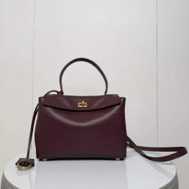 Picture of Balenciaga Handbags _SKUfw229564647fw